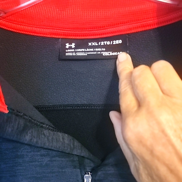 Under Armour Mens Pullover - Picture 3 of 3